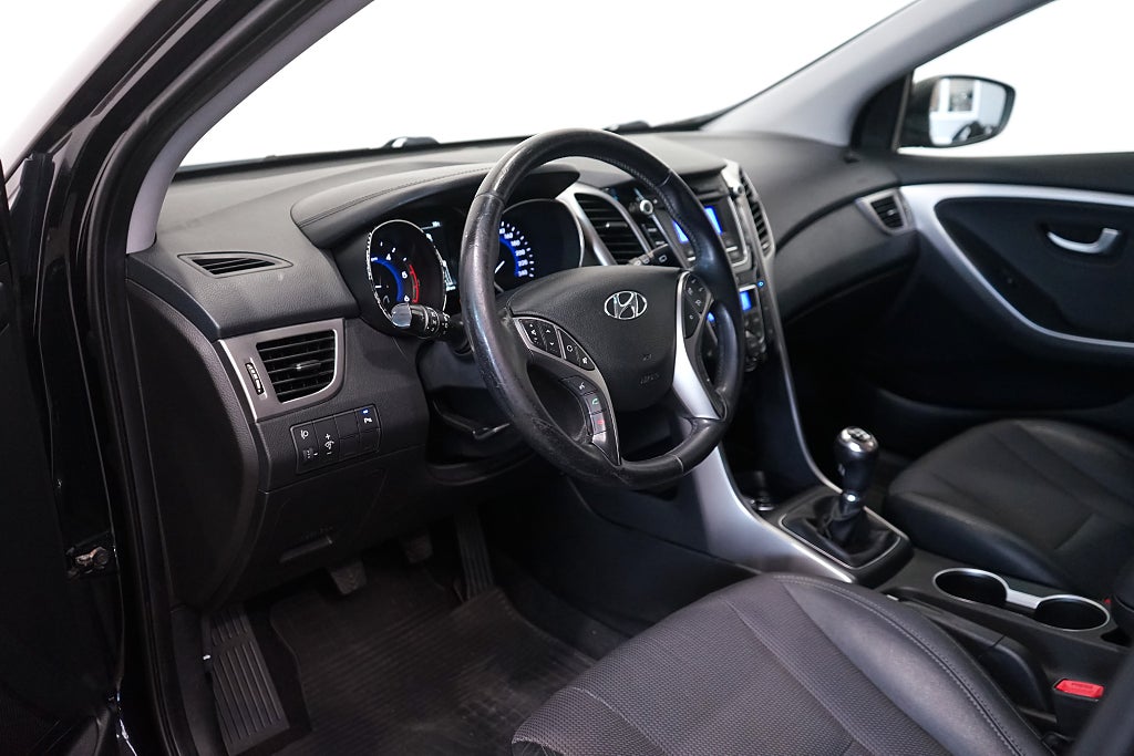 Hyundai i30 Kombi 1.6 CRDi Business B-kamera 110hk