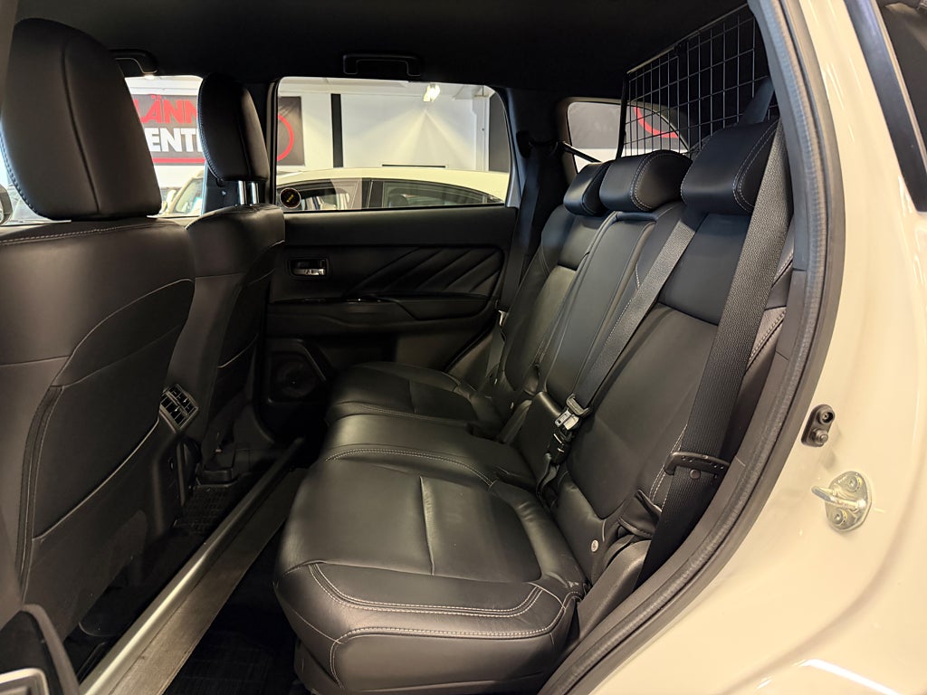 Mitsubishi Outlander 2020 - miniatyr 29