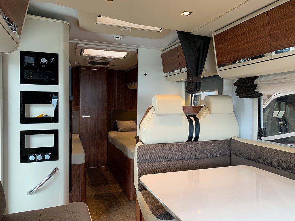 Adria Matrix Supreme 687 SLT /Automat/AC bodel/Solcell/ALDE - Adria
