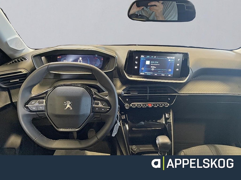 Peugeot 208 ALLURE PureTech 100hk |RÄNTA 3,99%|V-HJUL INGÅR| thumbnail