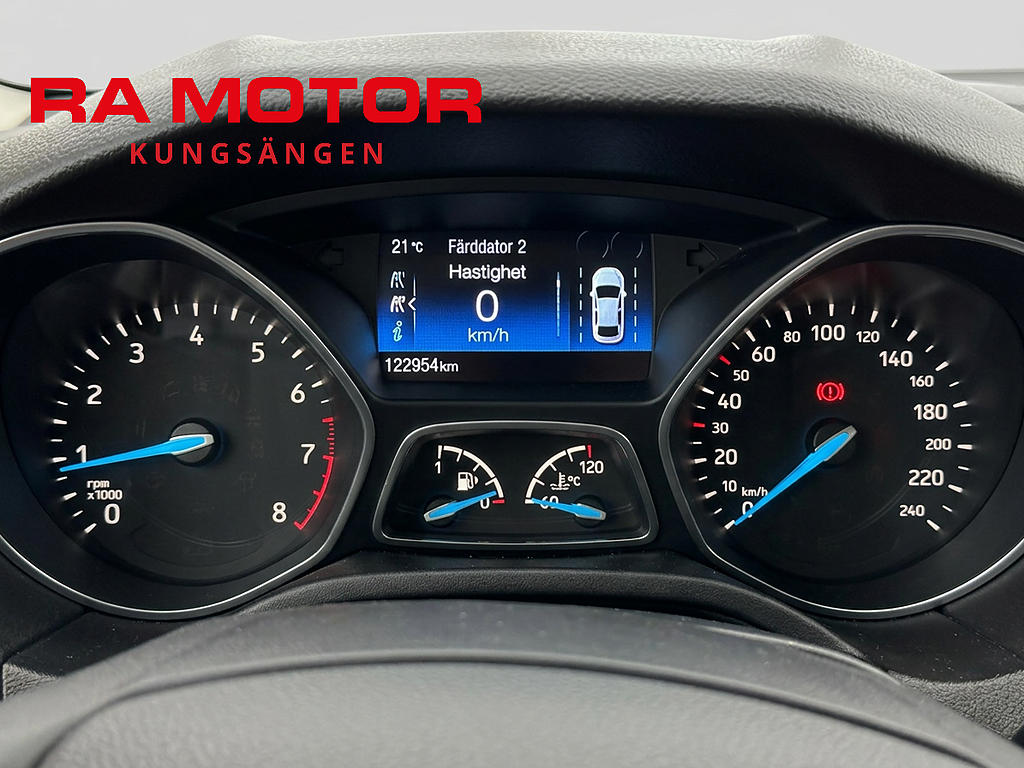 Ford Focus 1.0 125hk EcoBoost | Titanium | B-kamera | K-rem bytt | 2016