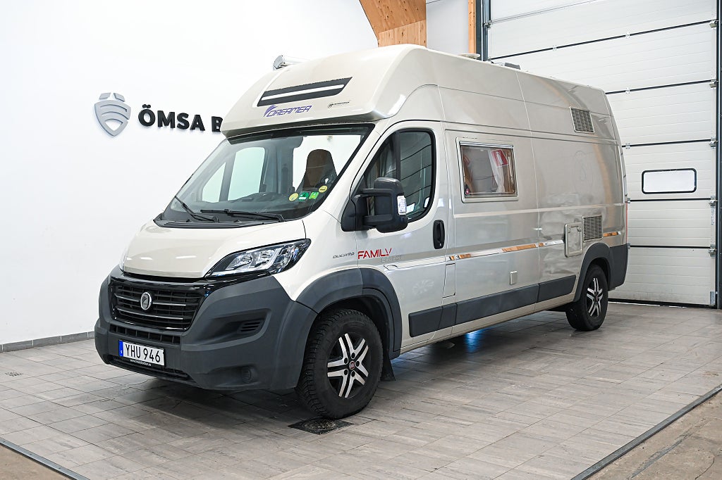 Fiat Rapido Dreamer Family Van Automat Taksäng Våningssäng Solceller 