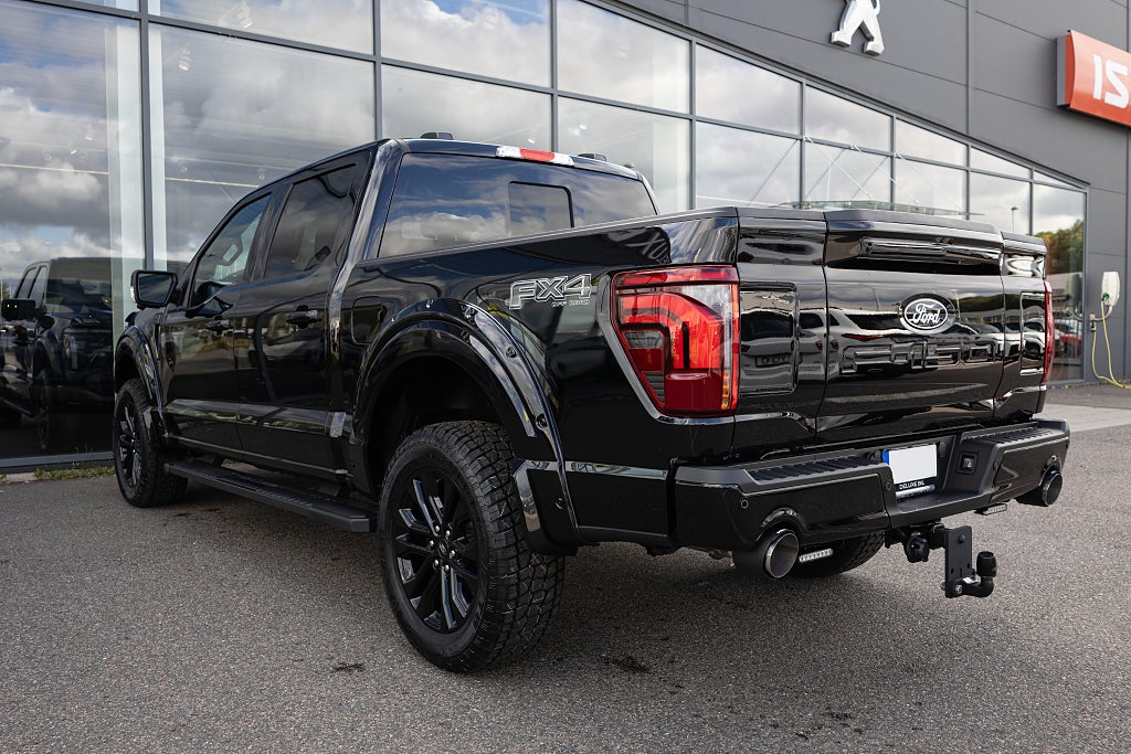 Ford F-150 SuperCrew 5.0 V8 Lariat Black Edition