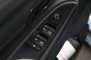 Halvkombi Hyundai i20 12 av 20