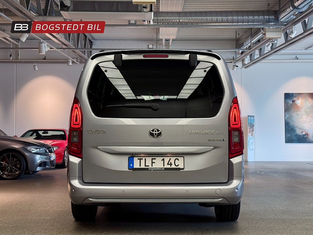 Toyota Proace City Verso Electric 136hk | 7-sits | Backkamera