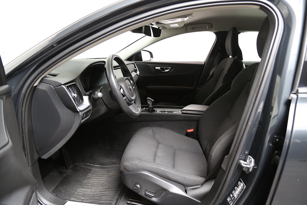 Volvo V60 Cross Country D4 190hk Edition AWD Aut BLIS Kamera VOC Dragk 2020