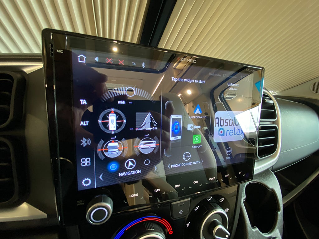 Adria Compact DL 60 Y / Vårmässa 20–22 mars – Påfyllt lager! - Adria