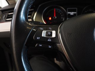 Kombi Volkswagen Passat 19 av 21