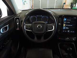 SUV Volvo XC40 16 av 22