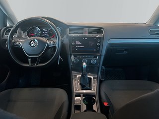 Volkswagen Golf 1.0 TSI S&V-hjul/Carplay/AdaptivF/M&K-värm