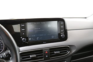 Halvkombi Hyundai i10 19 av 24