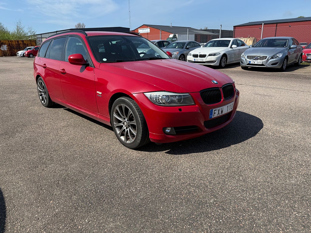 BMW 320 d xDrive Automat Touring 