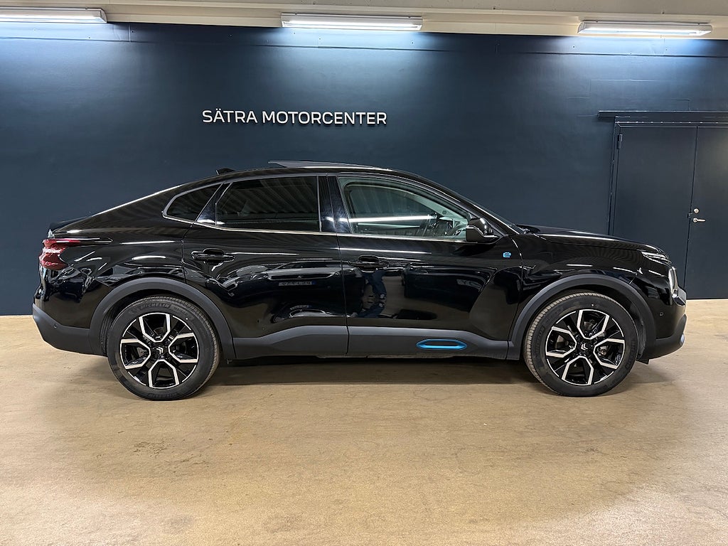 Bild på Citroën e-C4X X SHINE Exklusive Electric 136hk Back/Nav