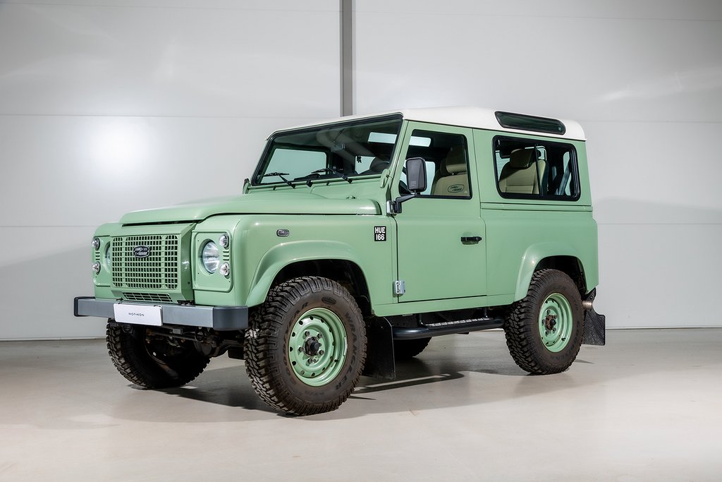 Land Rover Defender 90 Hue Heritage edition