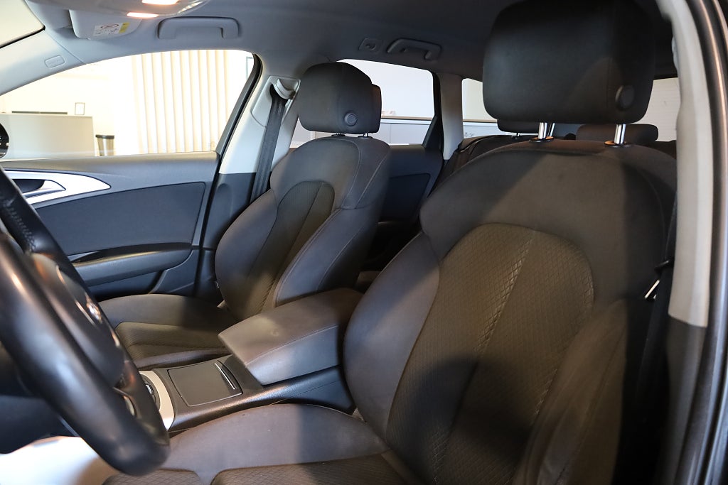 Audi A6 Avant 2.0 TDI ultra S Tronic Navi Drag Blåtand Värmare