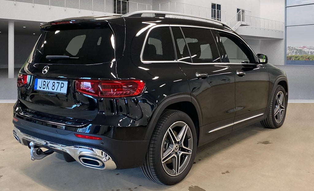 Mercedes-Benz GLB 200 AMG 7-sits Värmare Glastak Drag - bild 2