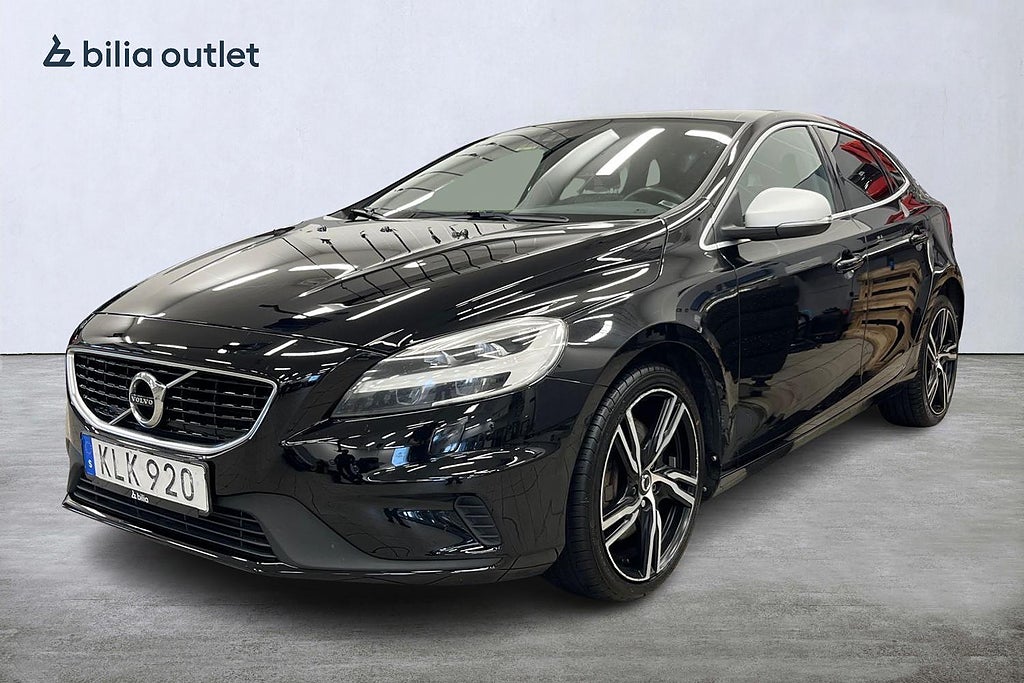 Volvo V40 D4 R-Design 190hk Panorama Sensorer Sportratt Värmare 