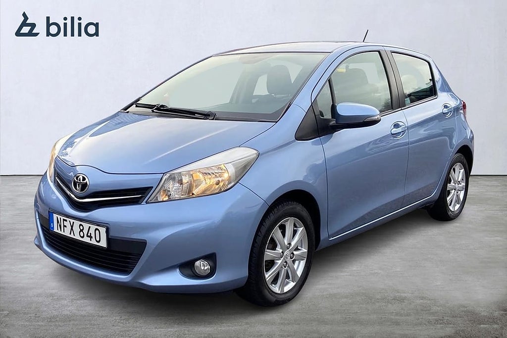 Toyota Yaris 1.33 5-D ACTIVE Inklusive Vinterhjul