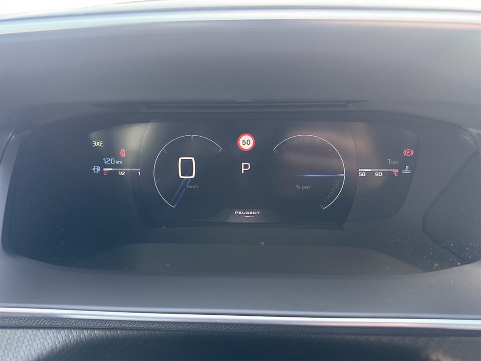 Bild på Peugeot 2008 GT Hybrid Aut - OMGÅENDE LEVERANS!