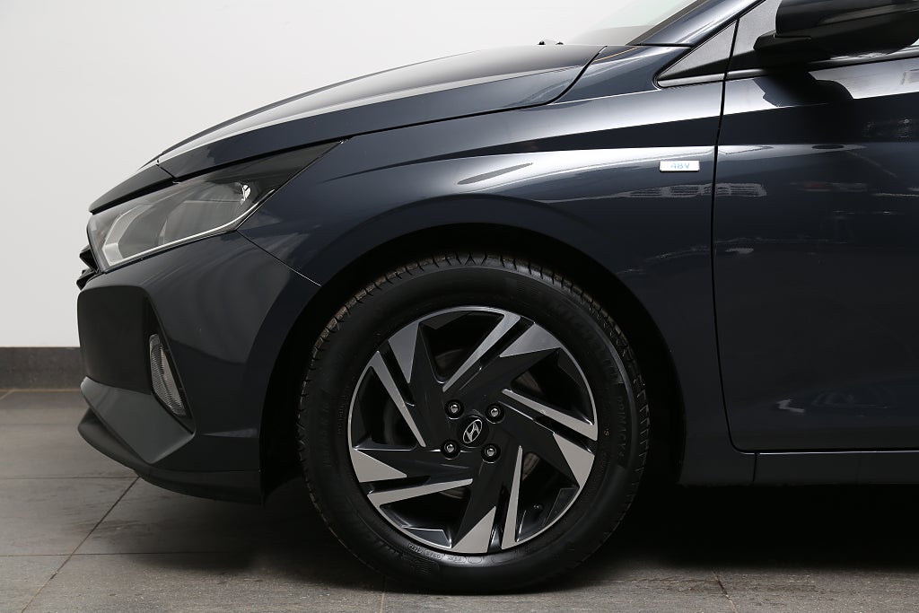 Hyundai i20 1,0 T-GDI 100hk 7DCT MHEV Essential Motorvärmare 2022