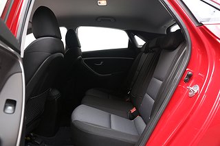 Halvkombi Hyundai i30 15 av 16