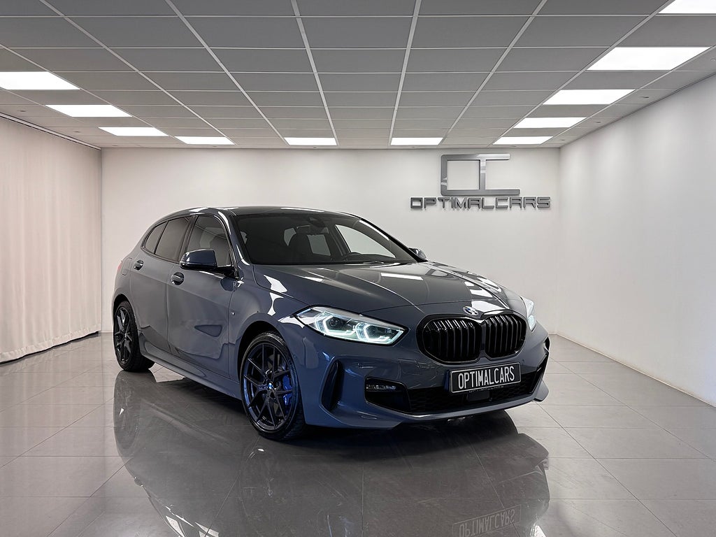 BMW 120 D xDrive M-Sport HUD Black EDT. Hi-Fi Svensksåld
