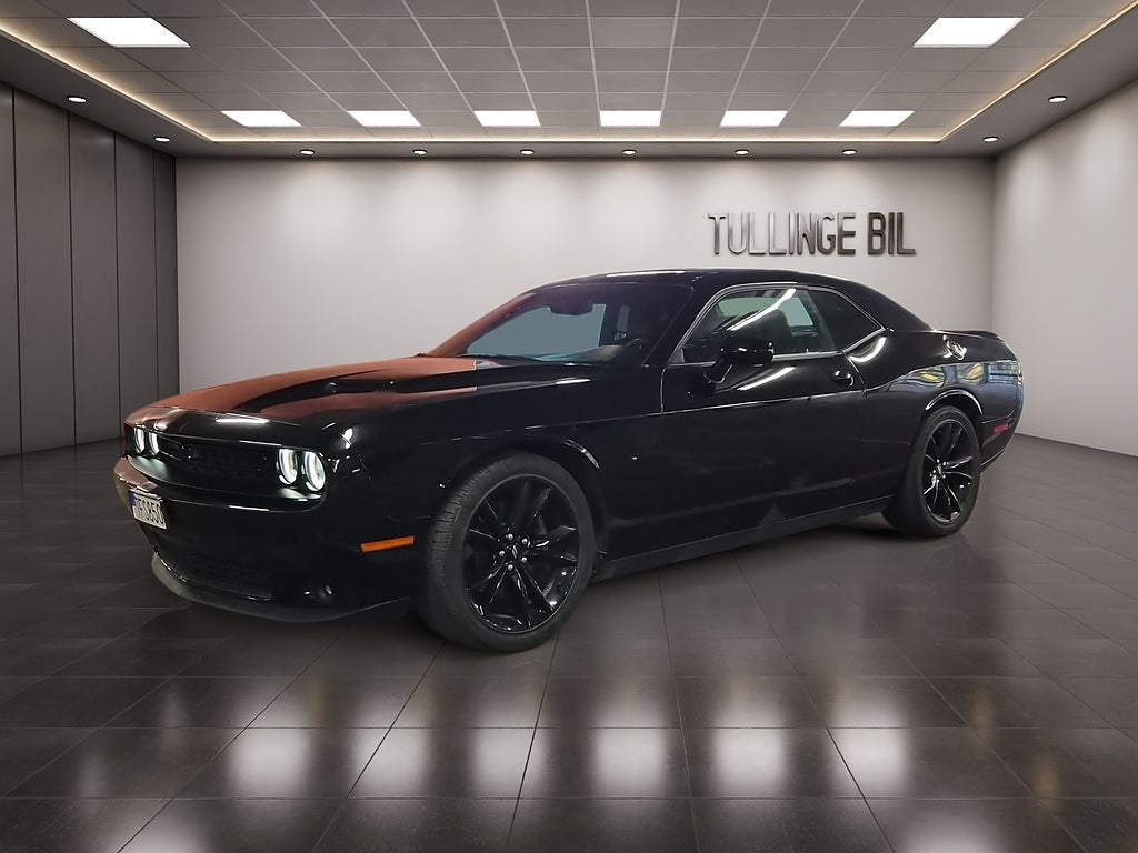 Dodge Challenger 3.6 V6 TorqueFlite 309hk Blacktop Performance 20" Alu