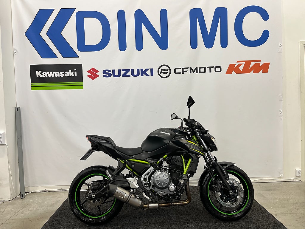 Kawasaki Z650 "A2, Nyservad, Nya däck! "