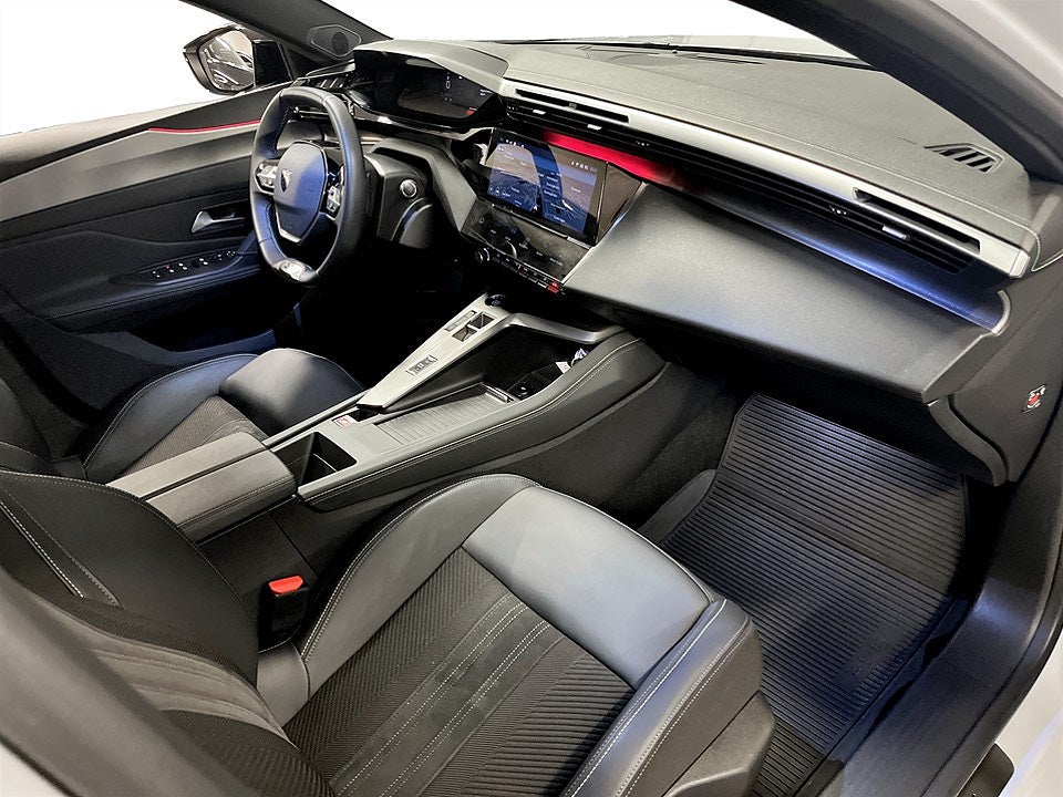 Bild på Peugeot 308 5D GT 1.2 PT 130hk Aut - EN ÄGARE, B-KAMERA