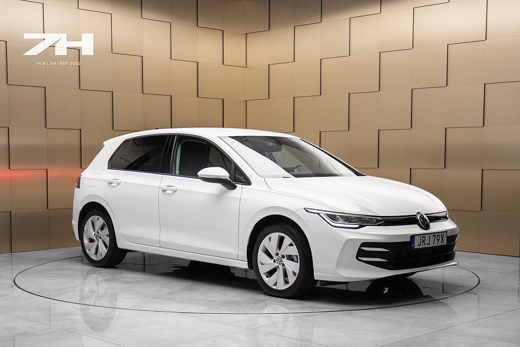 Volkswagen Golf 1.5 eTSI 150hk Life / DSG / Kamera / Farthållare