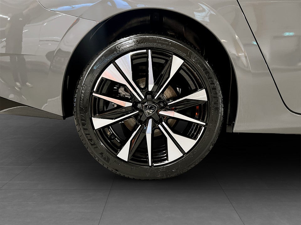 Bild på Peugeot 308 sw Allure Hybrid Aut - OMGÅENDE LEVERANS!