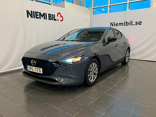 Mazda 3 2.0 M Hybrid Navi Carplay Kamera P-sensorer S&V-däck