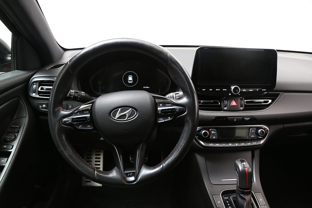 Hyundai i30 1,5 T-GDI 159hk N-Line Kombi Aut Backkamera Moms 2021