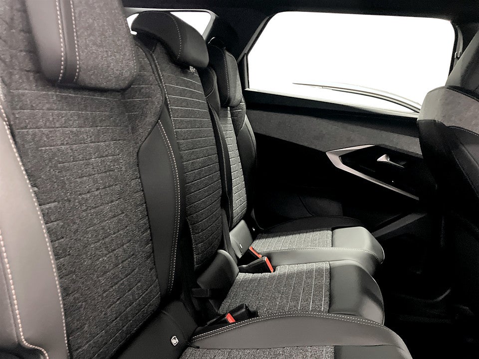 Bild på Peugeot 5008 Allure Hybrid - KAMPANJ! PRIVATLEASA FRÅN 24 MÅN