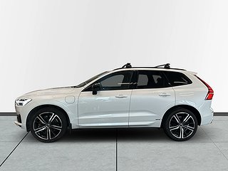 Volvo XC60 Recharge T8 AWD R-Design S&V-Hjul/Drag/Pano/360