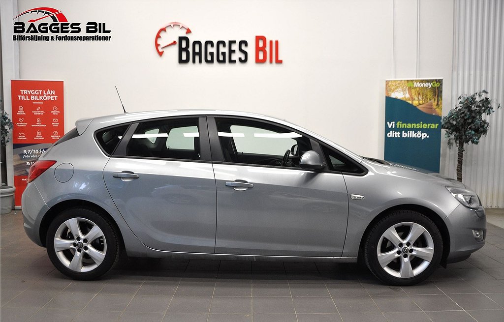 Opel Astra 1.6 Manuell 115hk / ny besiktad / ny servad