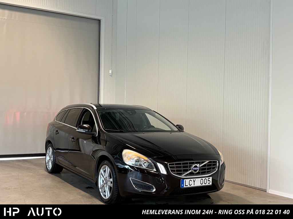 Volvo V60 T5 240hk Summum Dragkrok Läder Elstol Lågmil