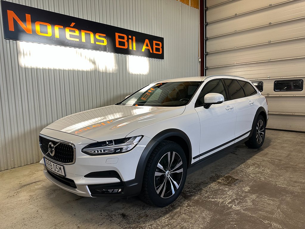 Volvo V90 Cross Country D4 AWD MANUELL 6-VÄXLAD MOMS/VAT