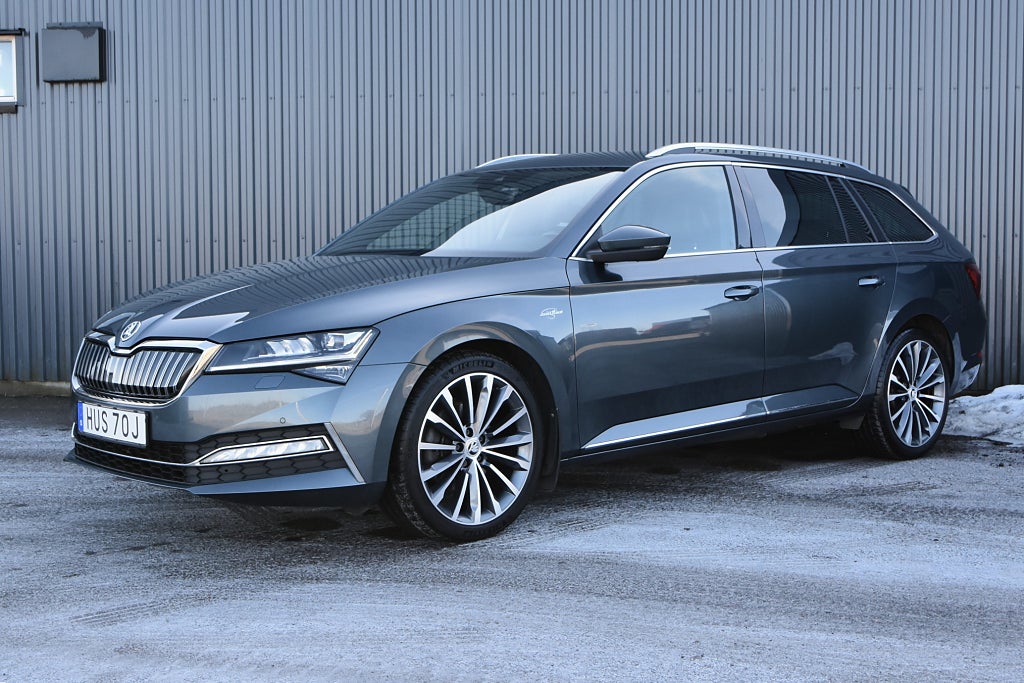 Skoda Superb 1.4 TSI iV Business Edt L&K 360 Drag Värmare Cockpit