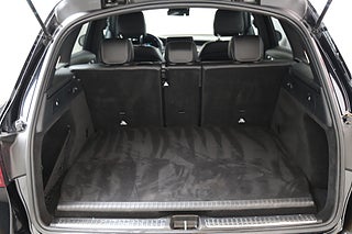 SUV Mercedes-Benz GLC 32 av 37