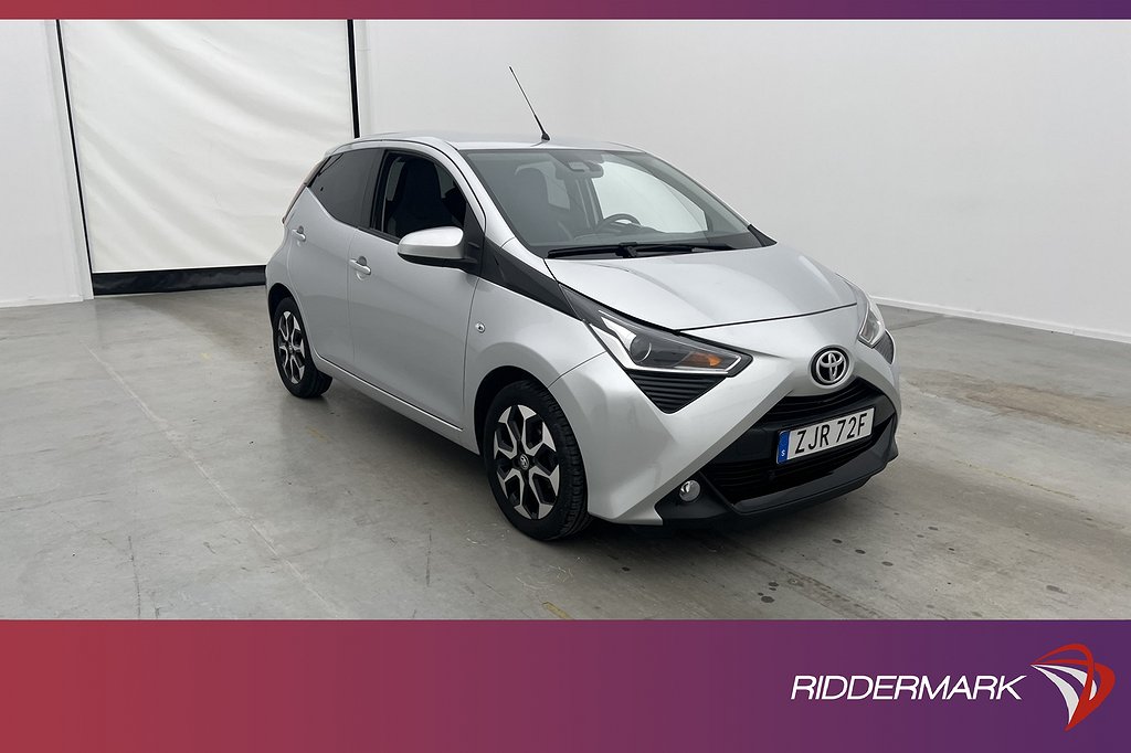 Toyota Aygo 1.0 VVT-i 72hk X-PLAY Värmare Kamera CarPlay