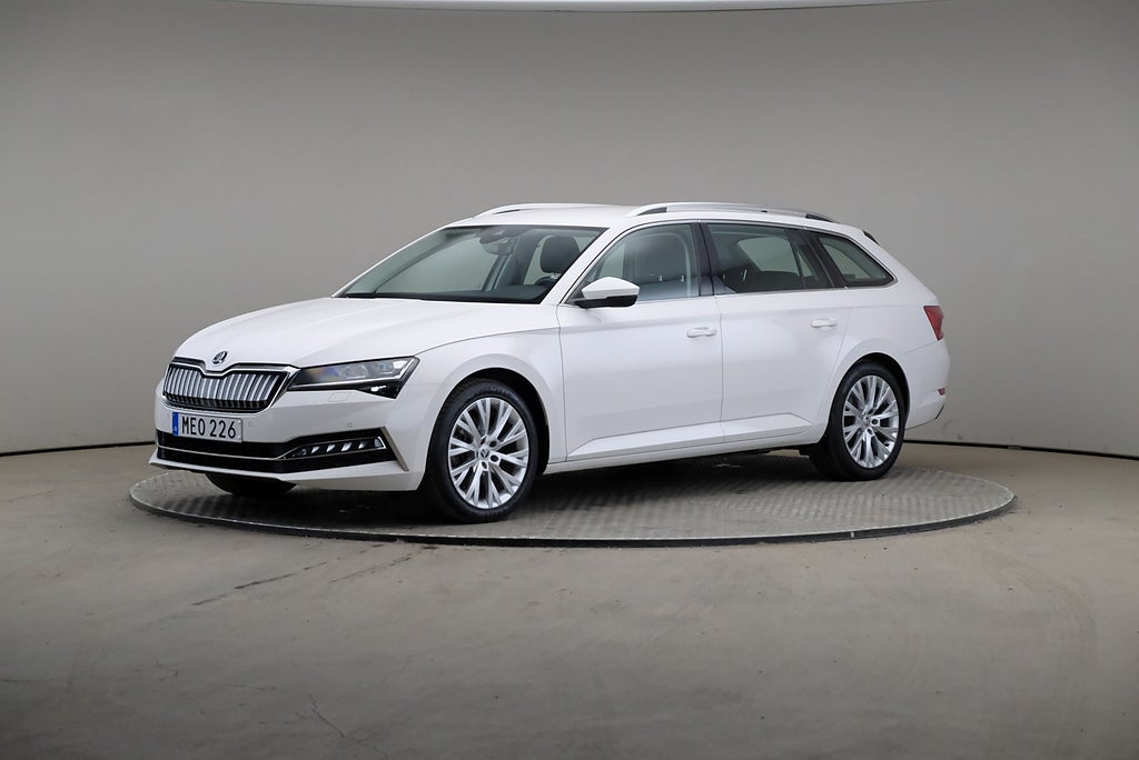 Skoda Superb iV 218 Plug-In Hybrid Style Combi Drag