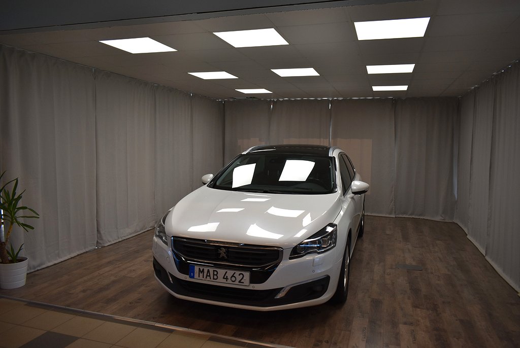 Peugeot 508 SW 2.0 HDi FAP 163hk Panorama Kamera Skinn 