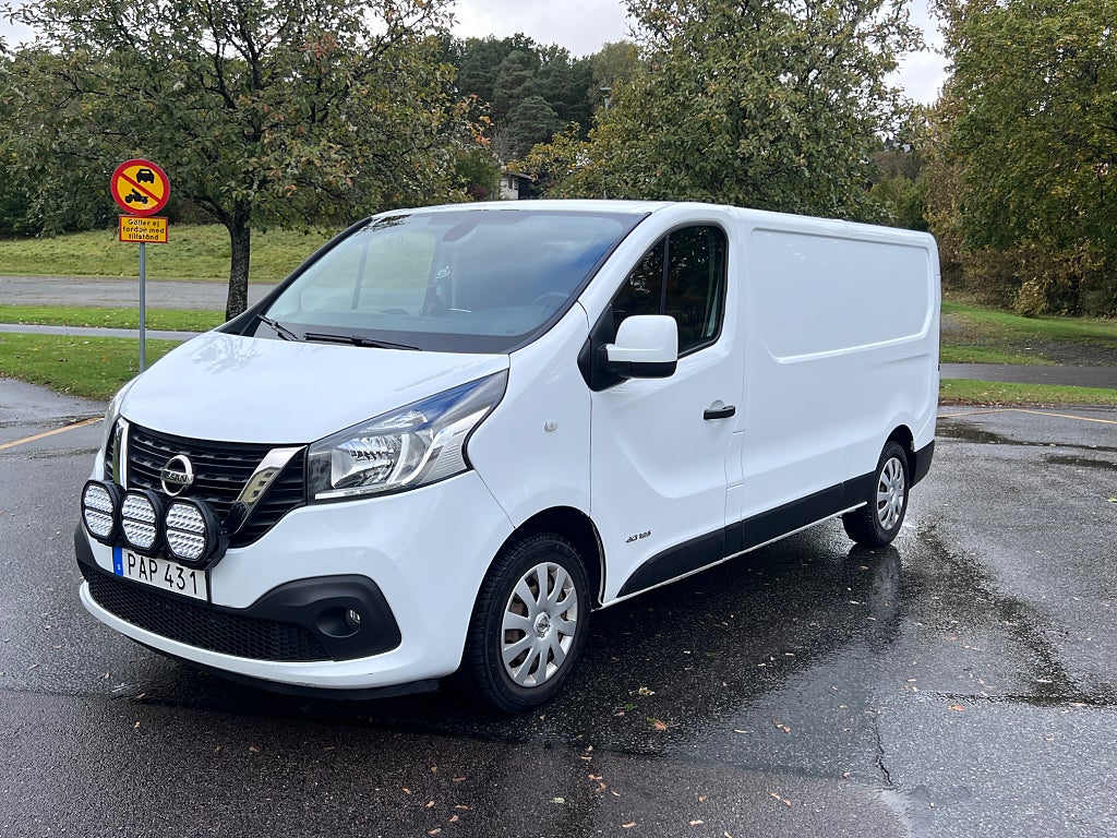 Nissan NV300 Skåpbil 2.9t 1.6 dCi // 1298 mån // 