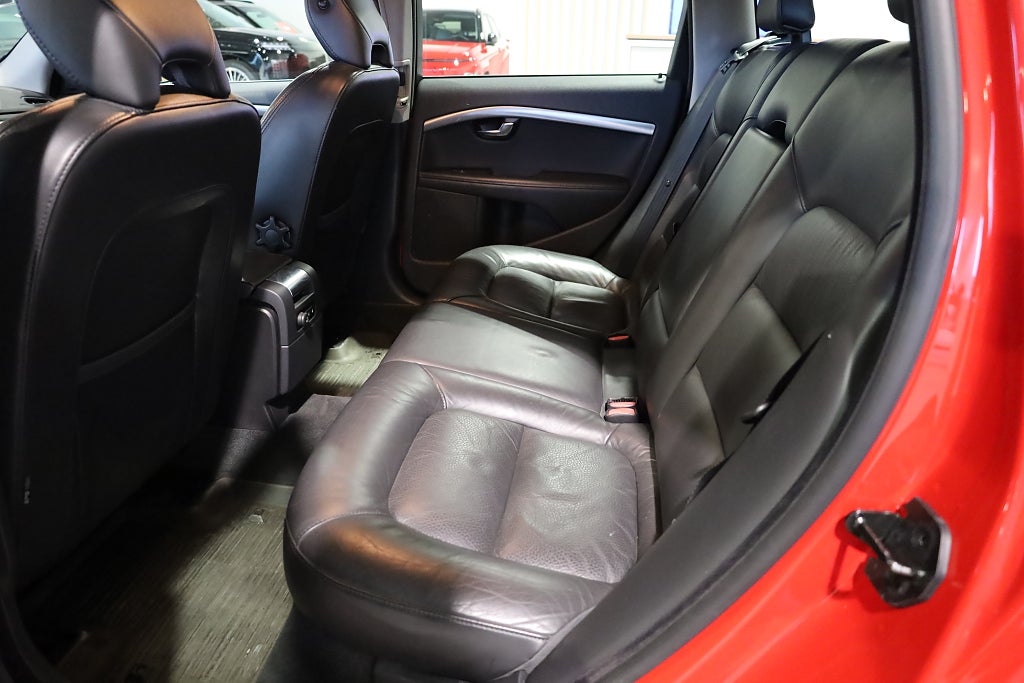 Volvo V70 D4 Geartronic Momentum Drag värmare Läder Blåtand 2013