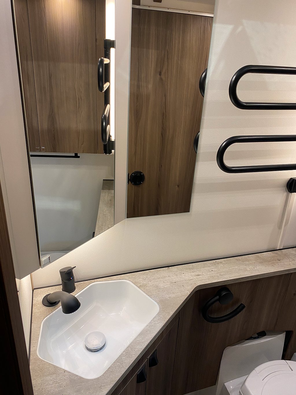 Kabe Briljant XL KS / ALDE / B-körkort / Året runt / Golvvärme - Kabe