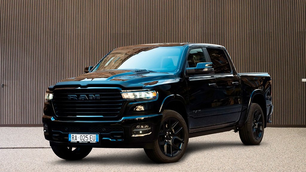 Dodge RAM 1500 LARAMIE NIGHT PREMIUM 