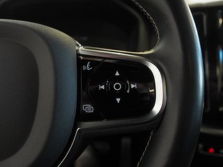 SUV Volvo XC60 23 av 27