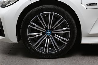 Kombi BMW 330e 4 av 25