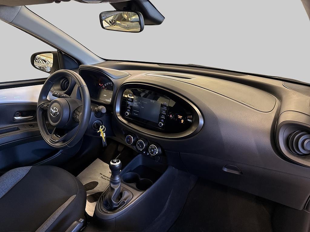 Toyota Aygo 2022 - miniatyr 6